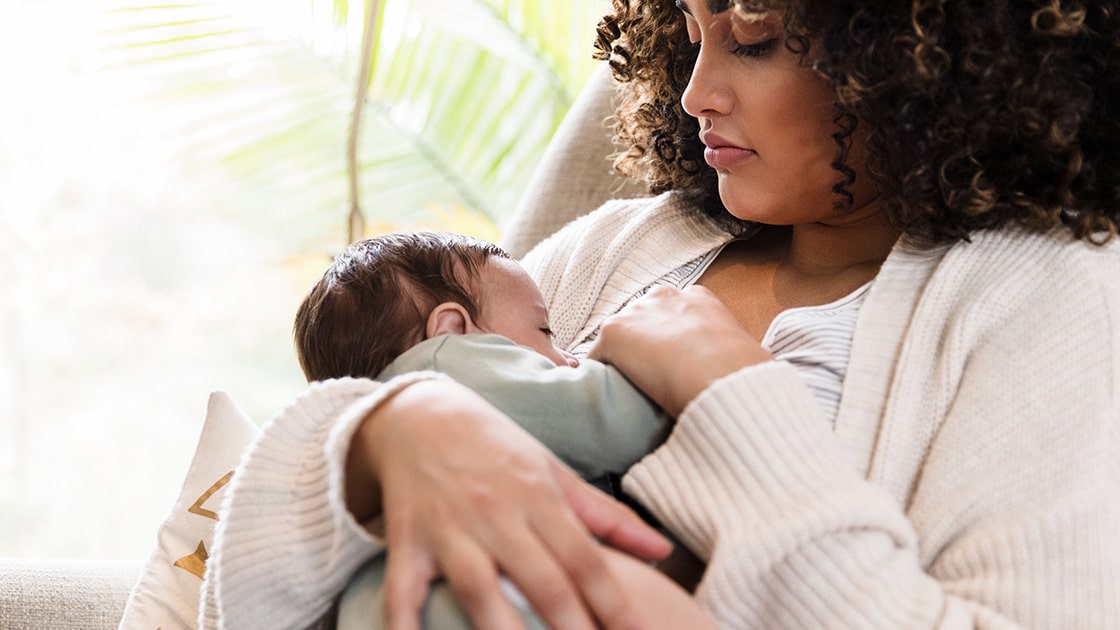 mother nursing